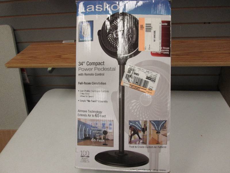 lot 129 image: Lasko 34 Compact Power Pedestal Fa...