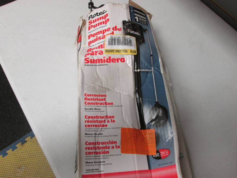 lot 140 image: Flotec Sump Pump Thermoplastic Pede...