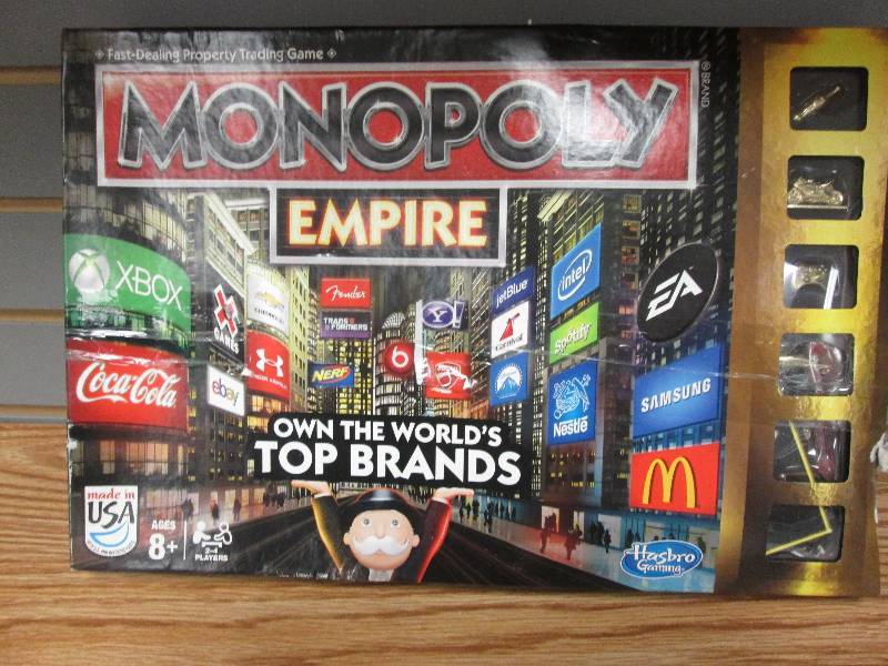 lot 154 image: Monopoly Empire game - open box...