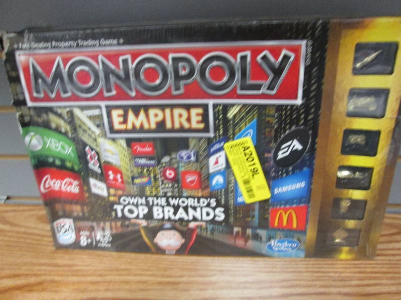 lot 161 image: Monopoly Empire game - damaged box...