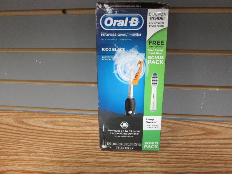 lot 233 image: Oral B 1000 Professional rechargeab...