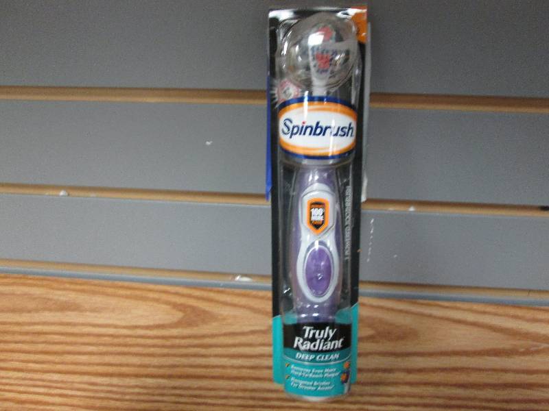lot 235 image: Arm & Hammer Spinbrush toothbrush...
