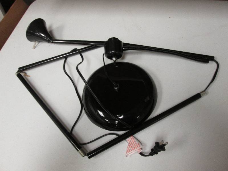 lot 261 image: 2 bulb collapsible pole lamp- black...