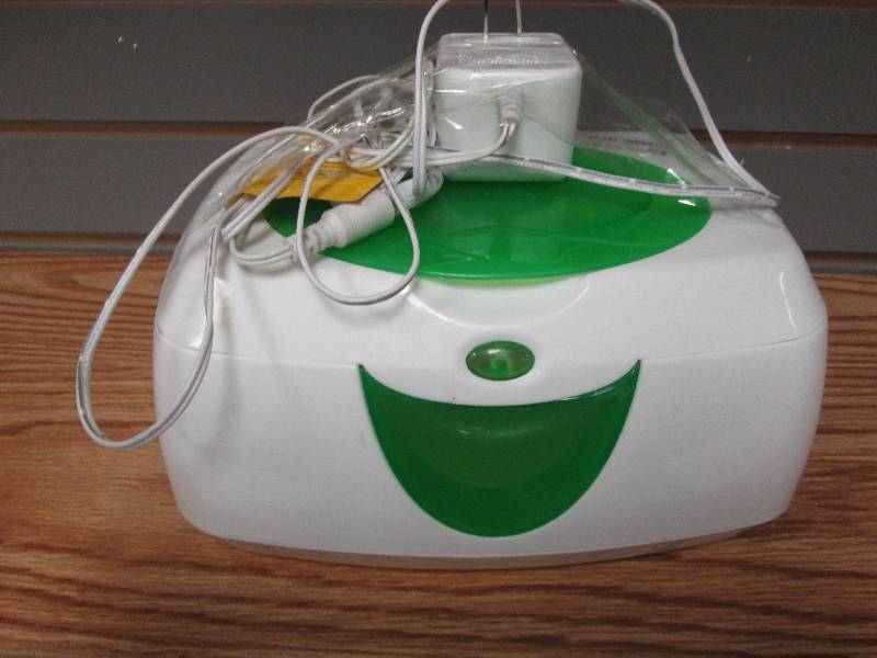 lot 274 image: Munchkin Wipe Warmer...