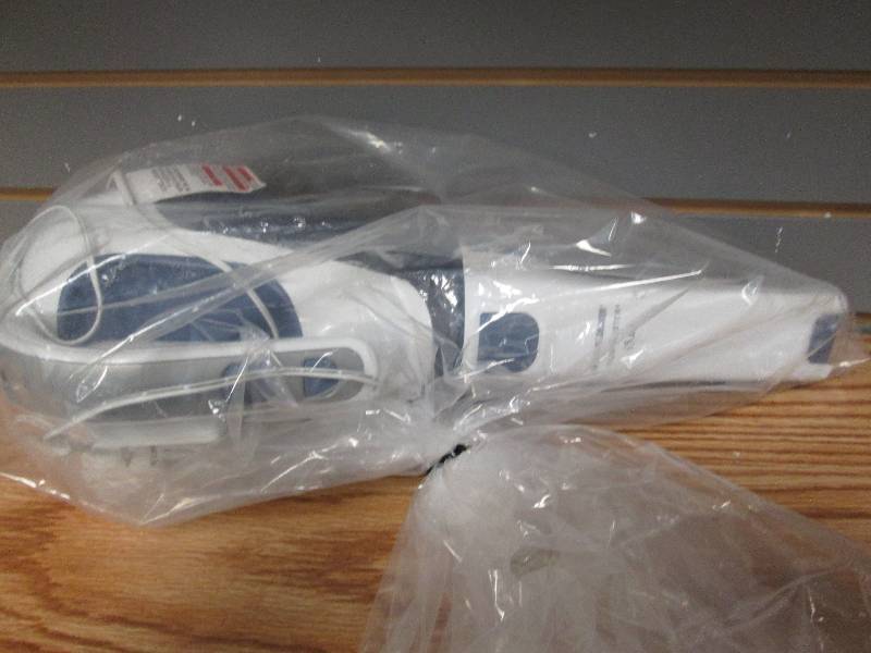 lot 279 image: Black & Decker 15.6 V Dustbuster...