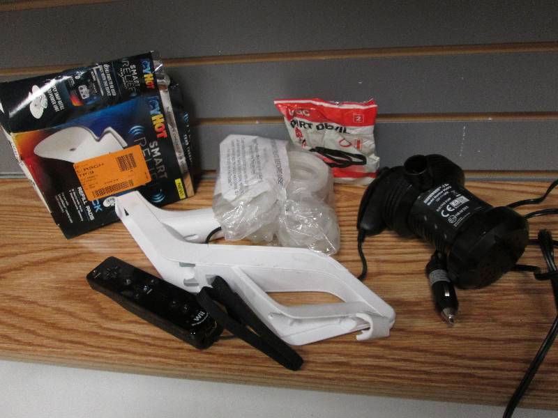 lot 309 image: Icy Hot refills, Dirt Devil belts, ...