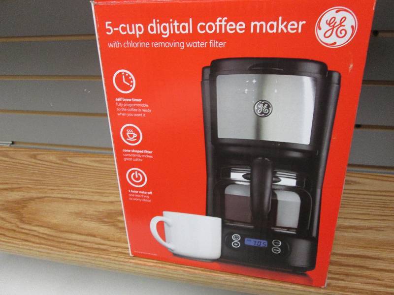 lot 312 image: GE 5-cup Digital Coffee Maker - tes...