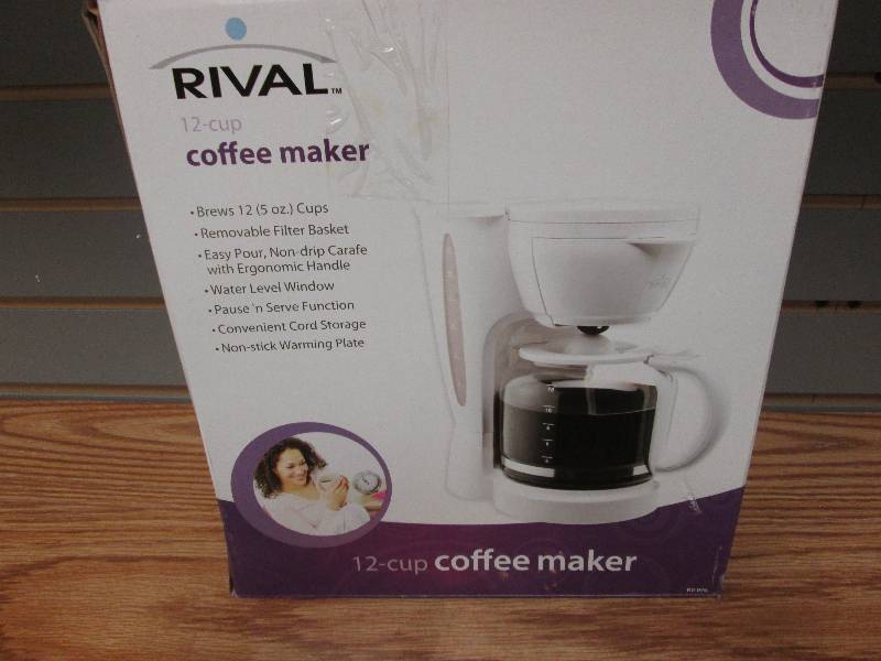 lot 327 image: Rival 12-cup coffee maker - tested...