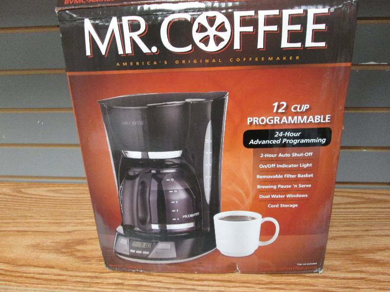 lot 331 image: Mr. Coffee 12 cup programmable coff...