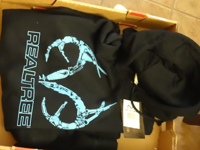 Real Tree Sweat Shirt