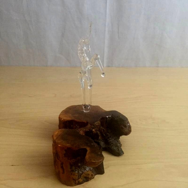 lot 94 image: Vintage Collectible Beautiful Art Glass Unicorn Horned Horse Figurine Set in Burl Cypress Petrified Wood - Excellent