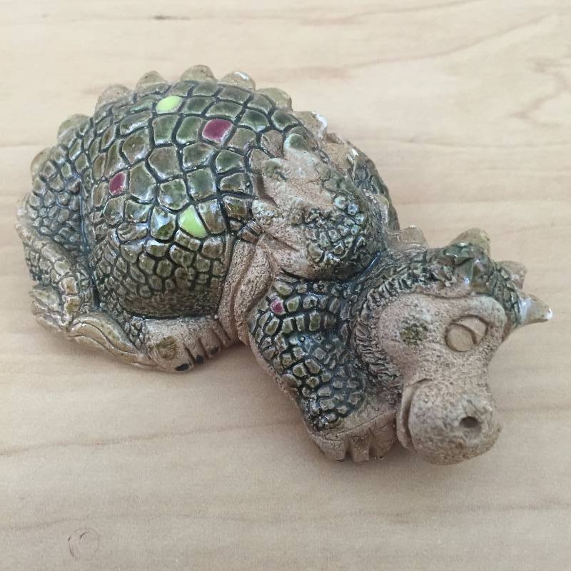 lot 98 image: Puff & Peg Hand Made Decorated Clay Art Figures Signed MK