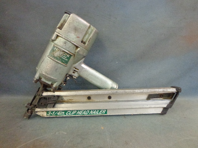 Hitachi Pneumatic Nailer