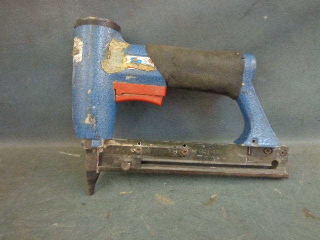 BEA Pneumatic Stapler