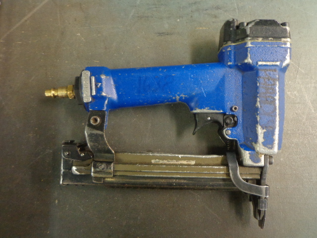 Sureshot Pneumatic Stapler