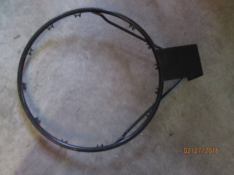 lot 1 image: Basket ball hoop...