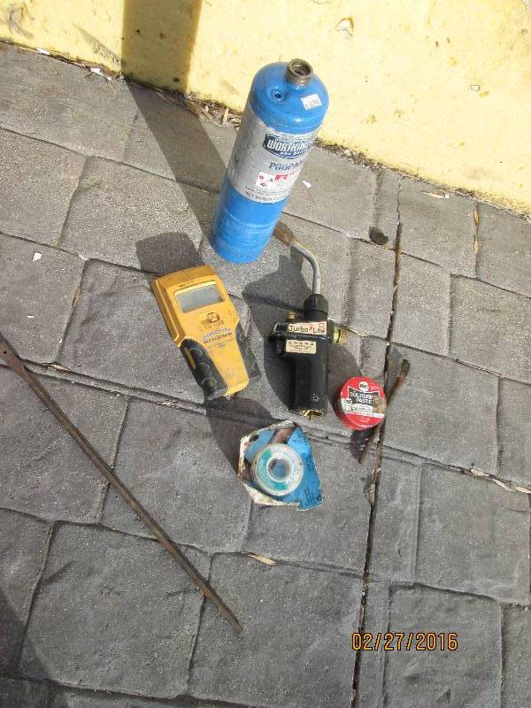 lot 13 image: Gas torch, solder, stud finder, lon...