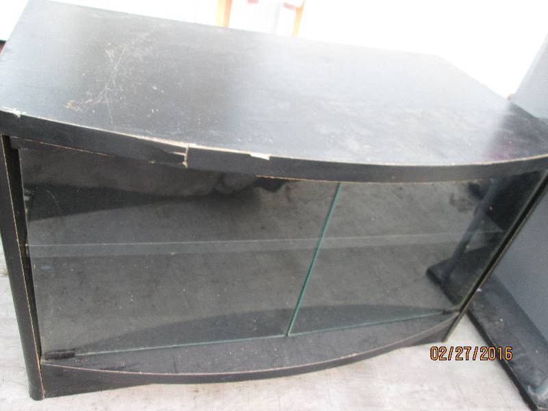 lot 40 image: Black entertainment stand with glas...