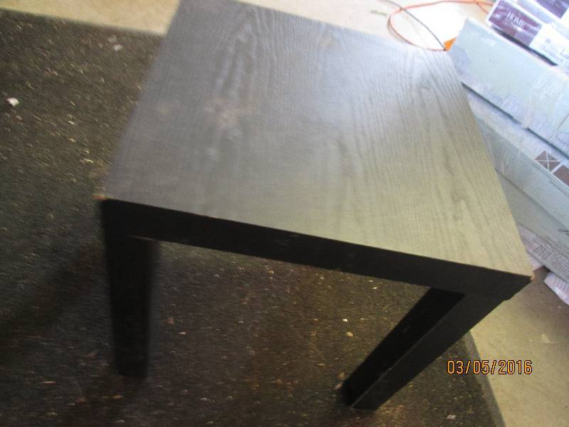lot 95 image: Black table, 18 x 18 x 18...
