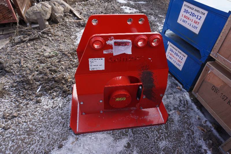 Gentec Model GE970 Back Hoe Hydraulic Plate Compactor