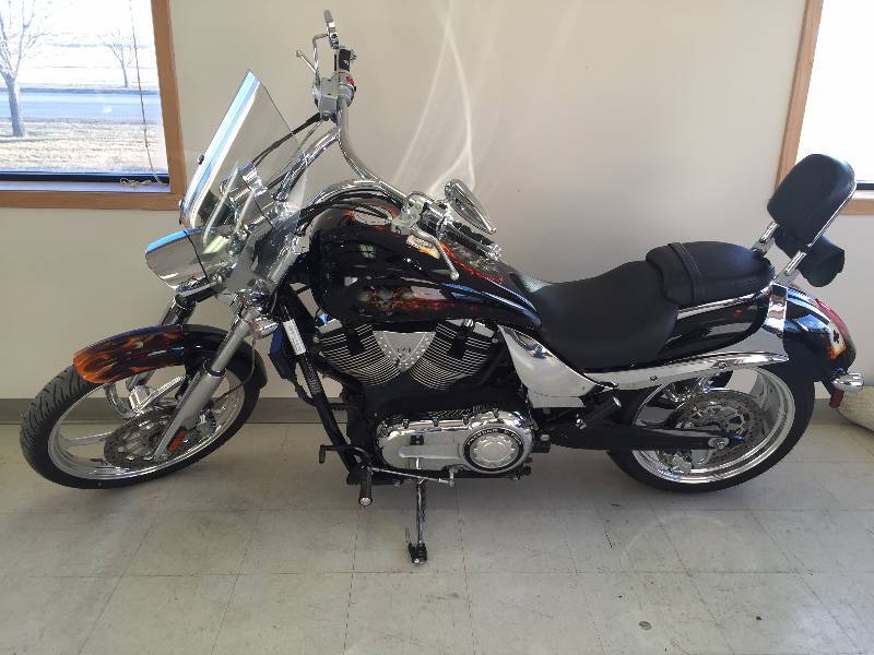 2007 VICTORY VEGAS JACKPOT PREMIUM