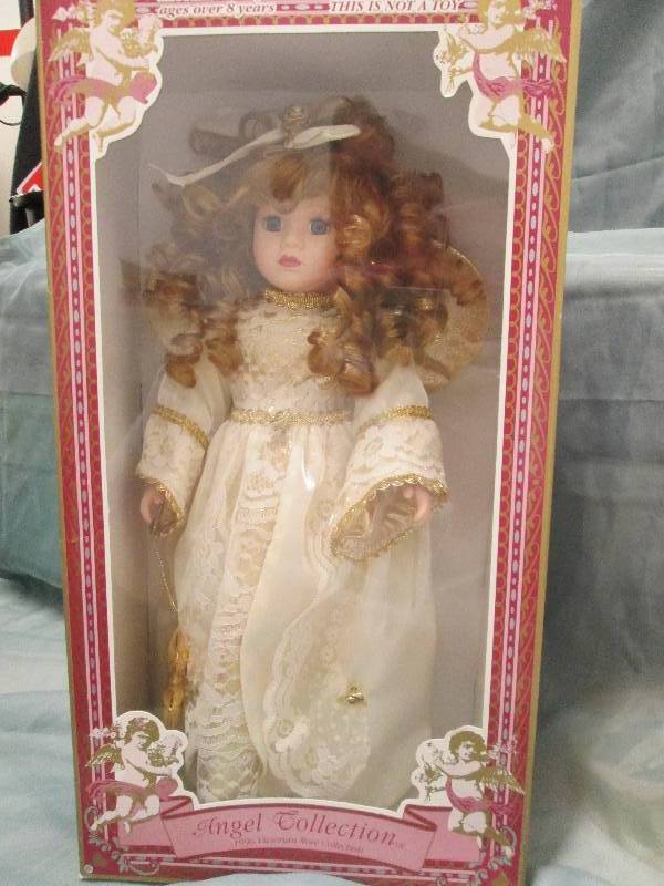 Collectable  Angel Collection 1996 ...
