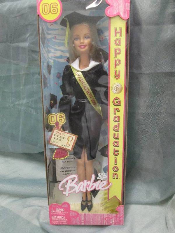 Collectable  Barbie Happy Graduatio...