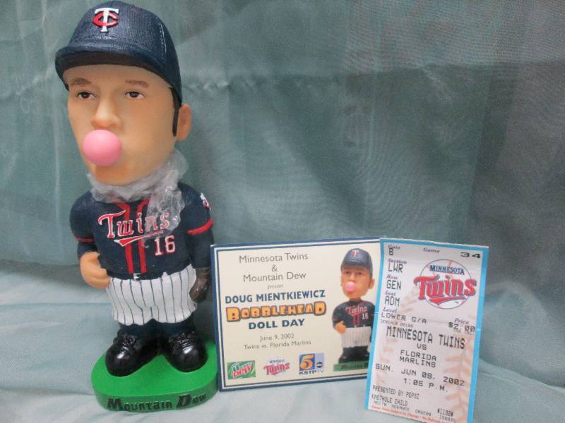 Doug Mientkiewicz Bobblehead Doll D...