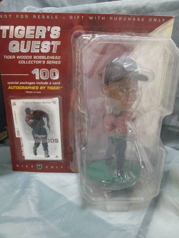 Tigers Quest Tiger Woods Bobblehea...