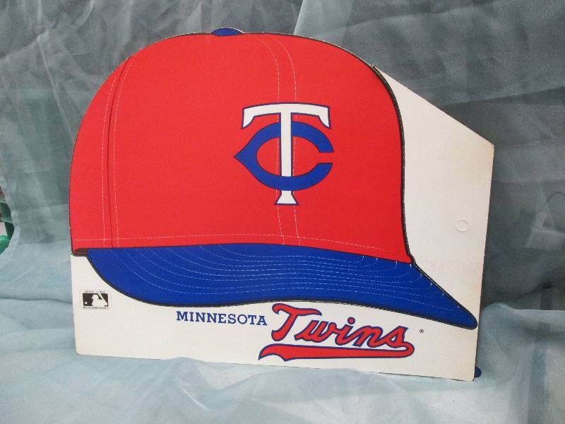 Minnesota Twins Paper cut outs  cou...