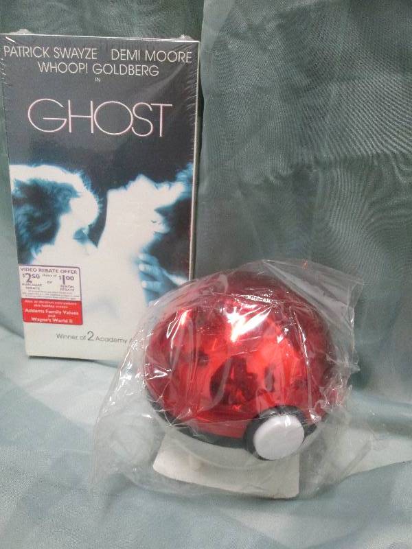 Collectable  Pokeman Ball never ope...