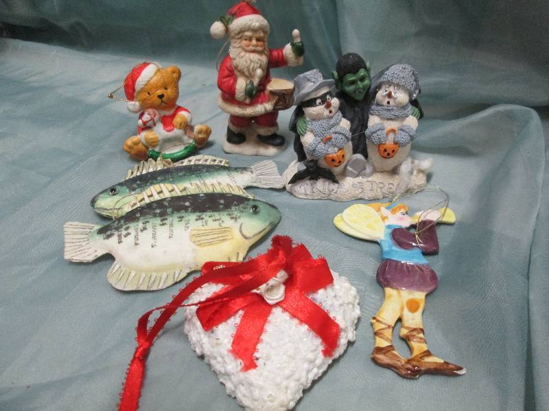 Collectable   Christmas Ornaments a...