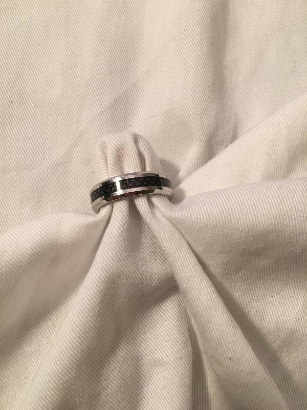 lot 44 image: Cobalt & Black Carbon Fiber Band 7mm Retail $150