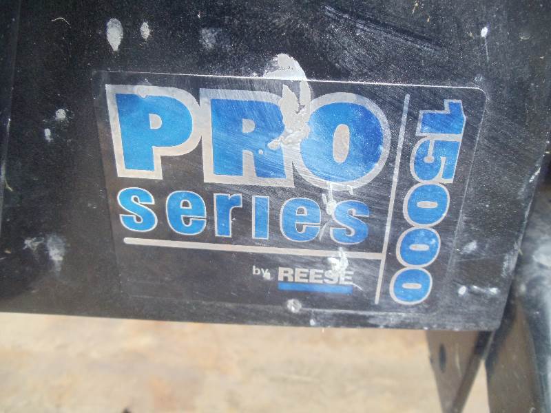 lot 9 image: Reese pro 15000 hitch