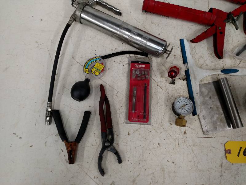 lot 161 image: Asstd Tools...