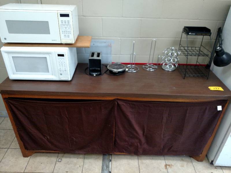 lot 197 image: Counter with (2) Microwave Ovens & ...