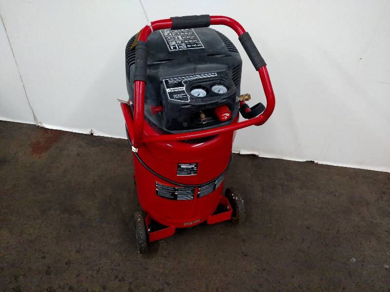 lot 20 image: Husky 20 Gallon Air Compressor, Wor...