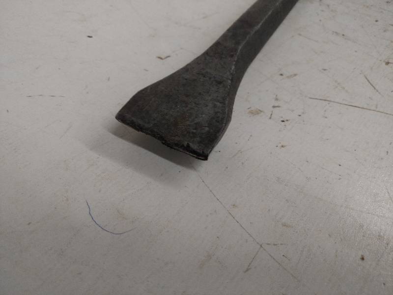 lot 95 image: 5 Pry Bar...