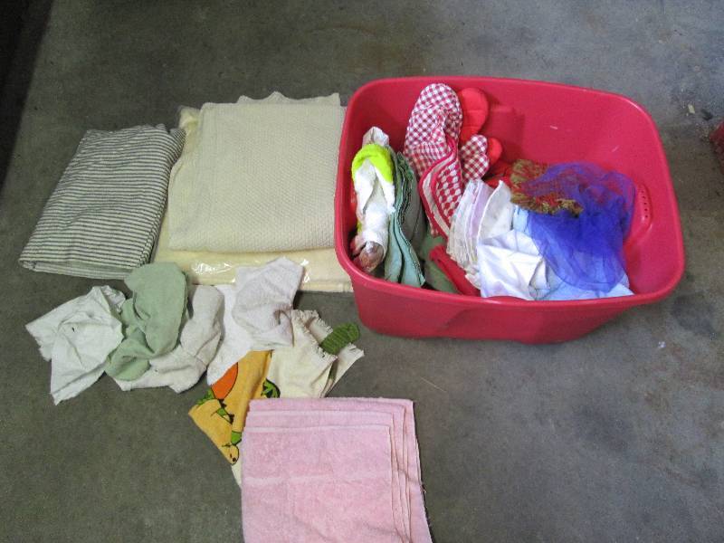 Throws & Towels