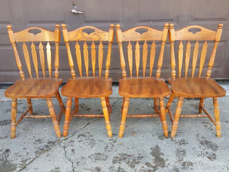 Group of (4) Solid Oak Chairs