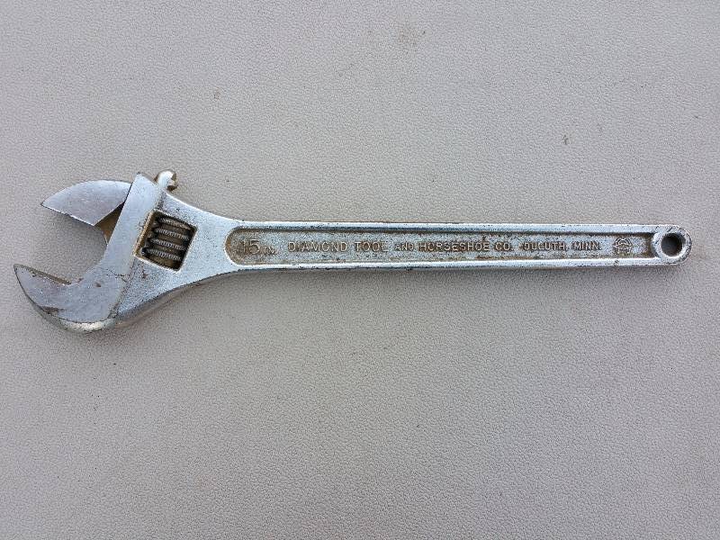 15 Diamond Tool and Horseshoe Co Adjustable Wrench