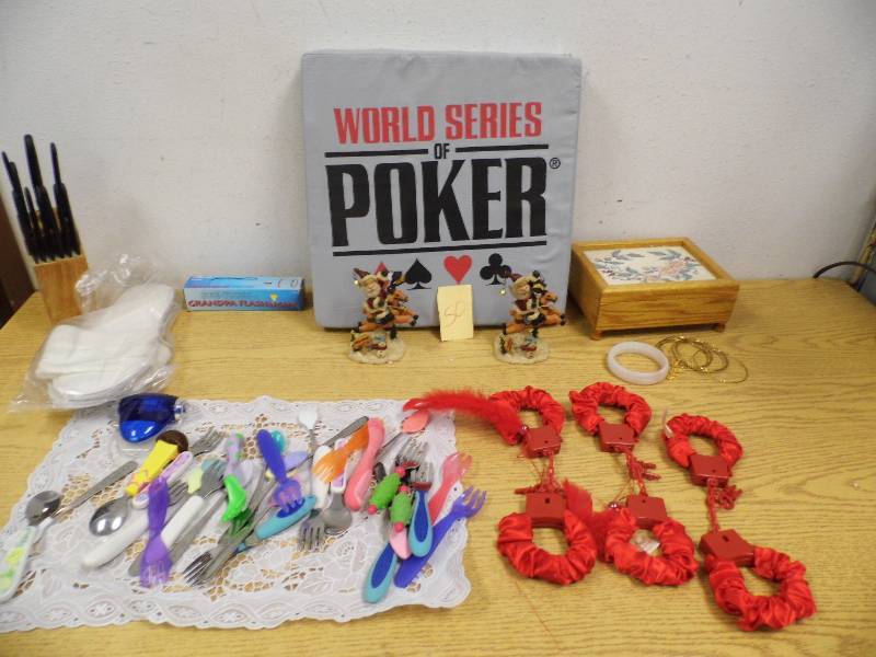 Poker Seat - Handcuffs