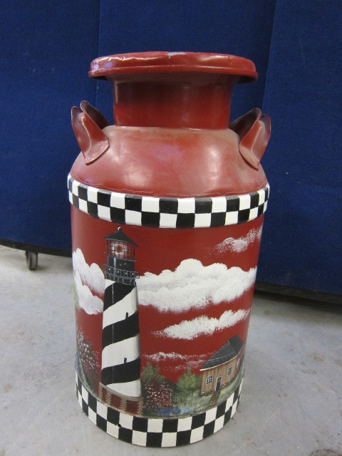lot 22 image: Milk Can
