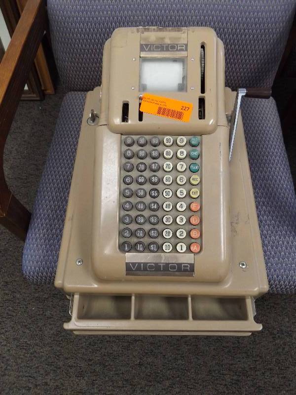 Victor Cash Register