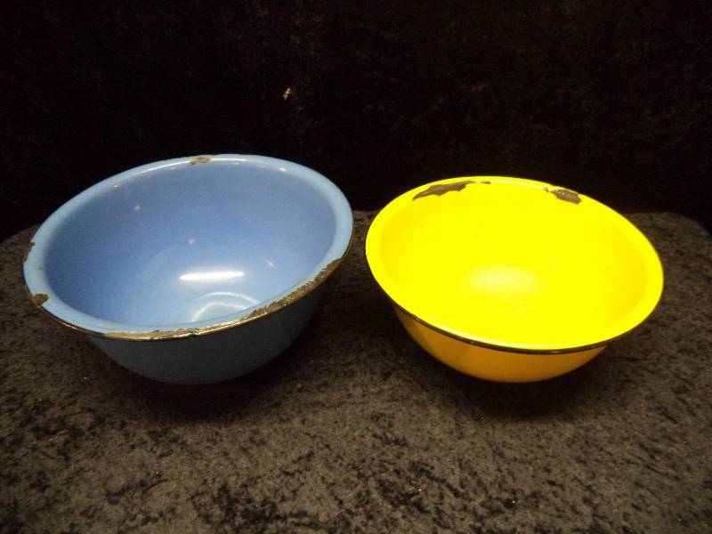 Pair - Enamel Bowls, BlueYellow