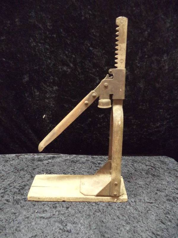 Bottle Capper