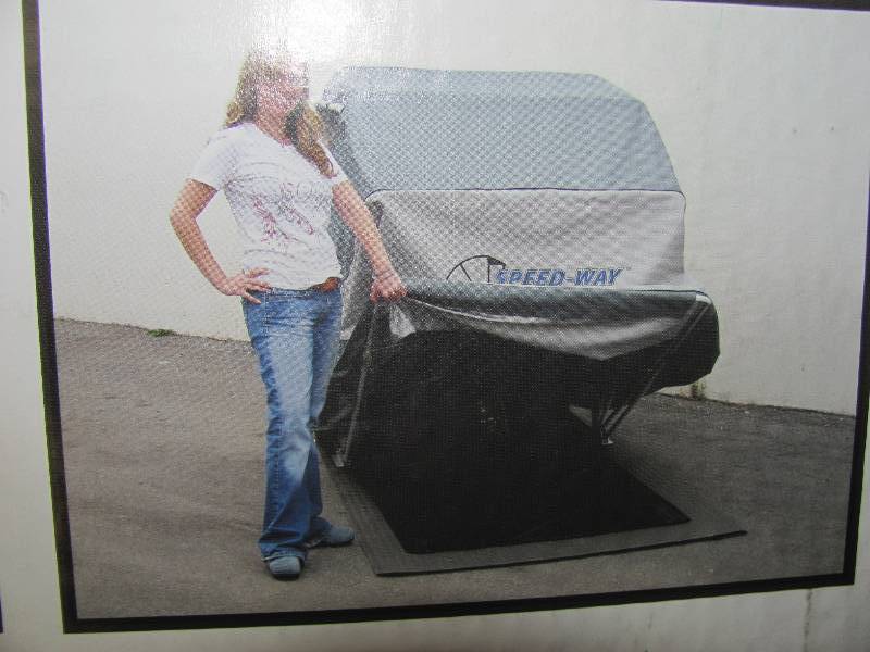 lot 36 image: Retractable MotorcycleATV Shelter