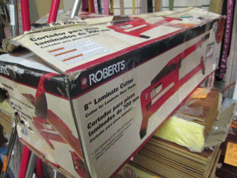 lot 199 image: Roberts 8 Laminate Cutter - Cuts L...