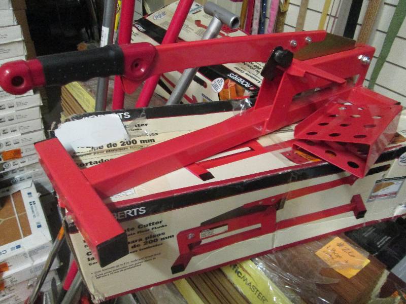 lot 200 image: Roberts 8 Laminate Cutter - Cuts L...