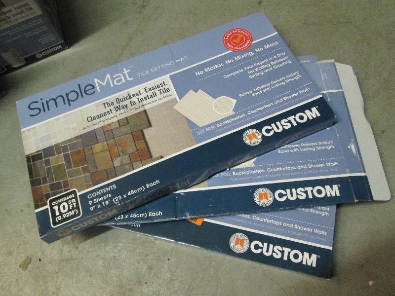 lot 213 image: Lot of 3 Simple Mat Tile Setting Ma...